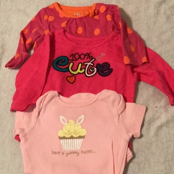 Bundle of baby girl onesies 0-3 months - Picture 1 of 4